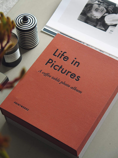 Album photo - LIFE IN PICTURES - MAPAMPA